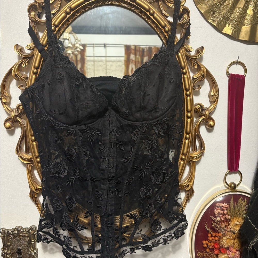 Vintage 90’s La Perla. Black Floral Lace Chemise